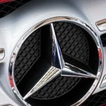 Shtetasi i RMV në Zvicër e shet mercedesin që ia kishte dhënë shefi për punë