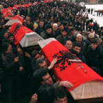 Kosova përkujton 25-vjetorin e Masakrës së Reçakut