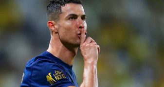 Info Shqip: Pse Cristiano Ronaldo vendos manikyr të zi në gishtat e këmbëve?