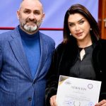 La muzikën për drejtësinë? Çiljeta Xhilaga i rikthehet universitetit dhe diplomohet për Kriminologji, këngëtarja: Më ka tërhequr gjithmonë