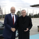 Pritja zyrtare: Pse Erdogan u habit me Ramën kur e pa?