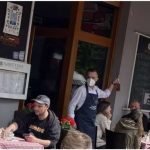 Shqiptari që ka restorant në Gjermani s’ua merr asnjë cent klientëve shqiptarë