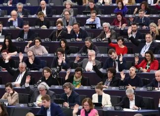 “Të hiqet vetoja”, Parlamenti Evropian miraton rezolutën për procesin e zgjerimit të BE, si u ndanë votat