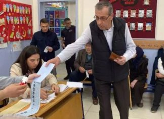 Mbyllet votimi në Turqi, pritet të nisë procesi i numërimit. Mbi një milion të rinj votuan për herë të parë