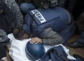 Në sfidë me vdekjen, shkon në 137 numri i gazetarëve të vrarë në Gaza