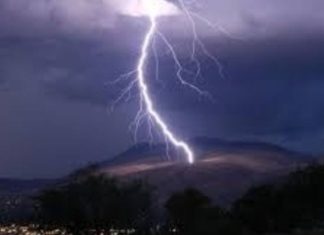 Tragjike/ Rrufeja godet një grup turistësh, raportohet për 6 të plagosur