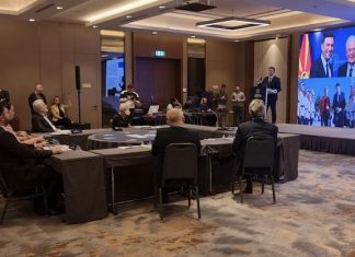 Bujar Osmani prezanton programin si kandidat për president para krerëve të Frontit Evropian (VIDEO)