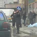 Ndodh edhe kjo në Maqedoni! 32 vjeçari bie në tokë dhe vdes, një grua ia vjedh paratë