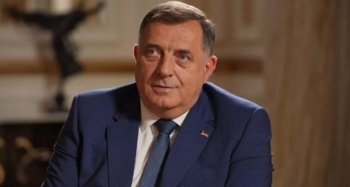 Info Shqip: Deklarata skandaloze e Millorad Dodikut nga Rusia: Nuk duam ta ndajmë ajrin me boshnjakët