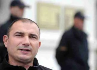 “Ahmeti brohoriti UÇK në qendër të Shkupit”, Angellov: Përdorni frenat e dorës, pas Mickoskit janë “branitellat” që ju fituan në vitin 2001