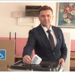 Zgjedhjet në Maqedoni të Veriut, voton Osmani: Besoj në fitore të madhe