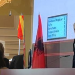 Në seancë të improvizuar, Ali Ahmeti shpall Ziadin Selën kryetar të Kuvendit të RMV-së