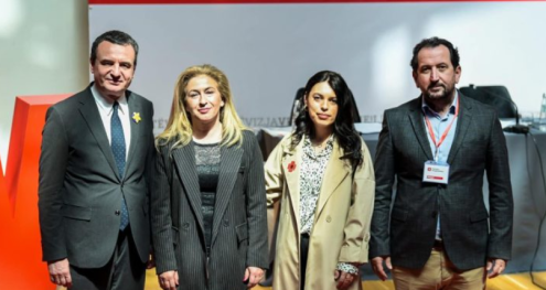 Info Shqip: Kurti takon kandidatët e VV-së për deputetë në Maqedoni