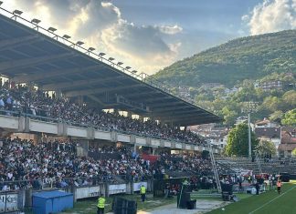 Stërmbushet stadiumi i Tetovës