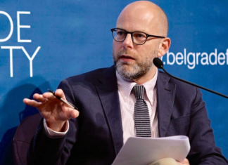 Vogel: Broçkullat e Vuçiçit kalojnë në Bruksel, por asnjëherë në Nju Jork