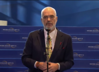 Rama ankohet në Mal të Zi: Na pritët me gji gjerman, në vend të diellit legjendar të Kotorit