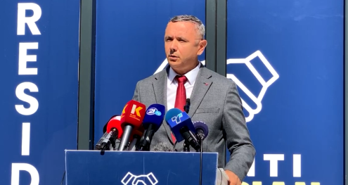 Info Shqip: Reagon Fronti Evropian pasi KSHZ pranoi ankesat ku tentohet t’i merren dy deputet