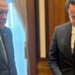 Dalin fotot, ja dhuratat që i shkëmbyen Kurti dhe Erdogan (FOTO)
