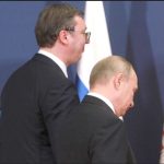 Merr fund “politika me 2 karrige” , si Rusia e ka vendosur “me shpatulla pas muri” Serbinë