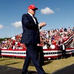 Trump ironizon Biden: Duhet të vazhdojë fushatën e tij, dhe ta bëjë Kinën të madhe sërish