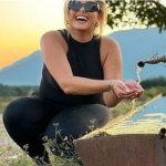 Lotë e mërzi, por edhe festë e muzikë! Bebe Rexha vizitoi Dibrën: Familja është gjithçka për mua