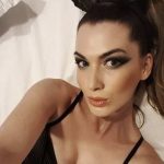 Misi i Maqedonisë ra nga lartësia duke bë “selfi”, theu 11 brinjë