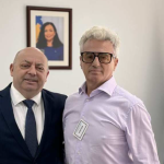 Avokati i familjes së Faton Hajrizit, Arianit Koci publikon fotografi nga Beogradi