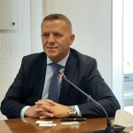 Çka po ndodhë me ambasadorin Vesel Memedi, thirret në MPJ në Shkup?!