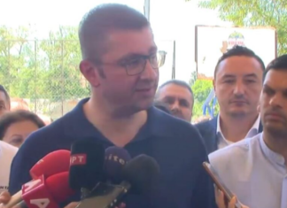 Përplasjet VLEN-ZNAM, Mickoski: Edhe në shtëpi mund të kemi qëndrime të ndryshme, por Qeveria funksionon në mënyrë të përkryer