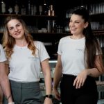 Katër motra bukuroshe shqiptare menaxhojnë një restorant në Zvicër
