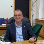 Ministri Taravari emëron ud.drejtorët e rinj në disa institucione shëndetësore publike