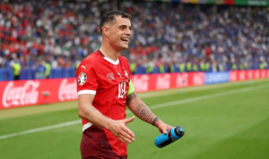 Info Shqip: Xhaka është patriot zviceran, jo kosovar e shqiptar, trajtojeni si Ronaldon e tjerët