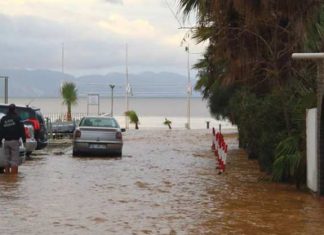 Moti i keq godet Turqinë, përmbytje masive, një i vdekur dhe një i zhdukur (VIDEO)