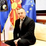 Toshkovski: Kallëzim penal dhe largim nga vendi i punës për policin që shkaktoi incident në Aeroportin e Shkupit