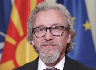 Limani: U miratua ligji për rritjen e pensioneve prej 5 mijë denarëve