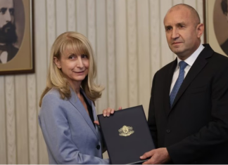 Bullgaria me kryeministre të re në detyrë
