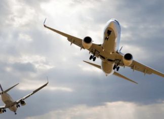 Shmanget përplasja e dy avionëve mbi Shkup