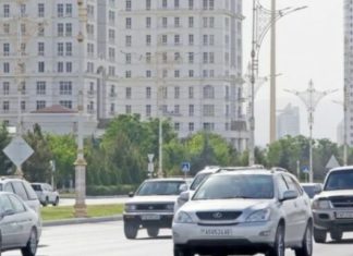 Gjobë nëse keni veturë të pistë, lejohen vetëm vetura të bardha në këtë qytet