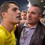”Një moment i veçantë për mua dhe familjen time!”, babai i Granit Xhakës reagon pasi një tifoz bëri tatuazh djalin e tij
