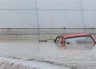 Përmbytje masive në Kroaci, rrugët “pushtohen” nga uji