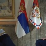 Reagimi i Vuçiqit pasi pyetet nga gazetari i BBC-së për rrezikun real të një lufte me Kosovën