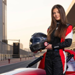 Njihuni me Maltina Jasharin, pilotja e parë shqiptare në botë në gara me formula