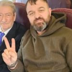 Sali Berisha fluturon drejt Gjermanisë, për herë të parë pas ndryshimit të masës së sigurisë