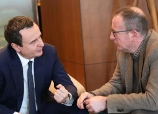 Taravari thirje për të votuar Kurtin: Të votosh në Kosovë kurë nuk ka qenë kaq e lehtë