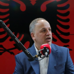 Info Shqip: Azizi: Urime, diplomat e Medresesë të barabarta me të gjitha shkollat e mesme