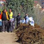 Pamje të dhimbshme në varrezat e Koçanit që nga mëngjesi, po përgatitet varrimi më masiv