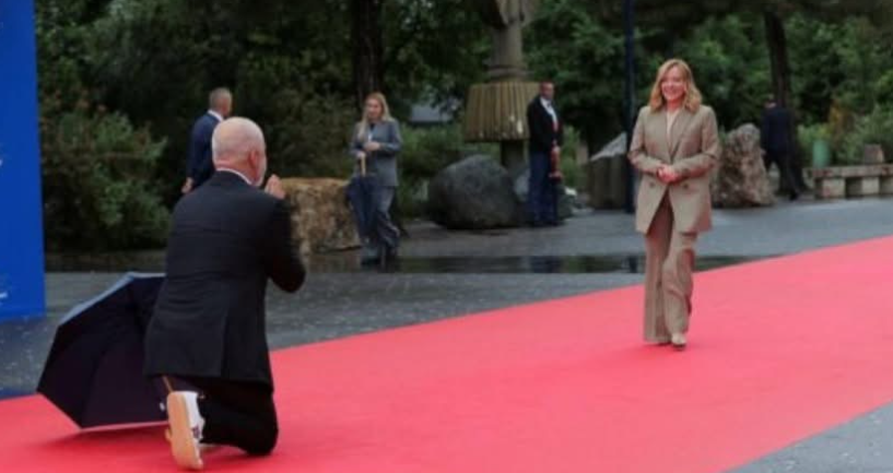 Zbulohet arsyeja pse Rama iu ul në gjunjë kryeministres së Italisë