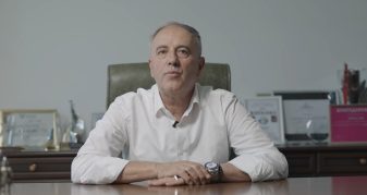 Info Shqip: Mendi Qyra shpalli zyrtarisht kandidaturën e pavarur për Strugën
