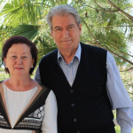 Si u njoh me bashkëshorten? Sali Berisha më romantik se kurrë: Ajo është më shumë se gjysma ime