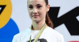 Info Shqip: 14-vjeçarja shqiptare mund serben në finale, shpallet kampione bote